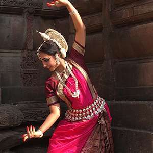https://www.odissidancing.com/wp-content/uploads/2024/07/Approach-Page-Image-3-Replacement-Solid-Understanding.jpeg